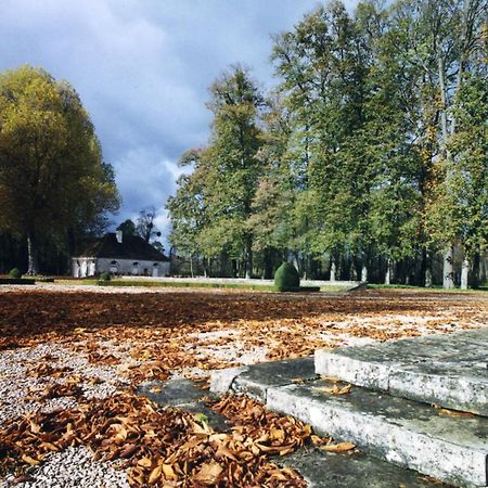 Le Chateau De Bressey & Son Orangerie Exterior photo